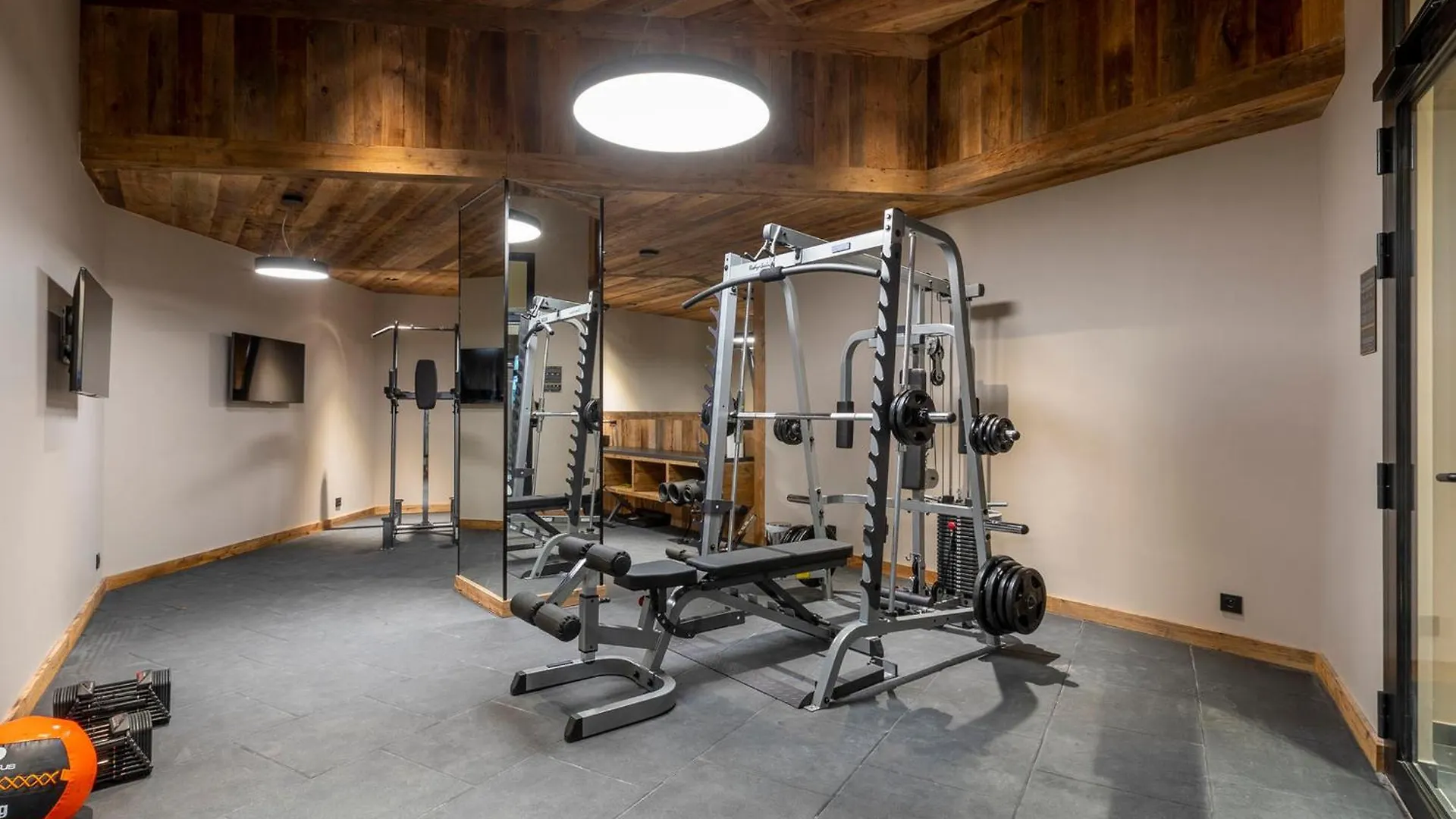 Luxueux Appartement 7 Pieces A Morzine Avec Spa, Piscine Et Acces Direct Aux Pistes - Fr-1-314-96 Avoriaz Chalet