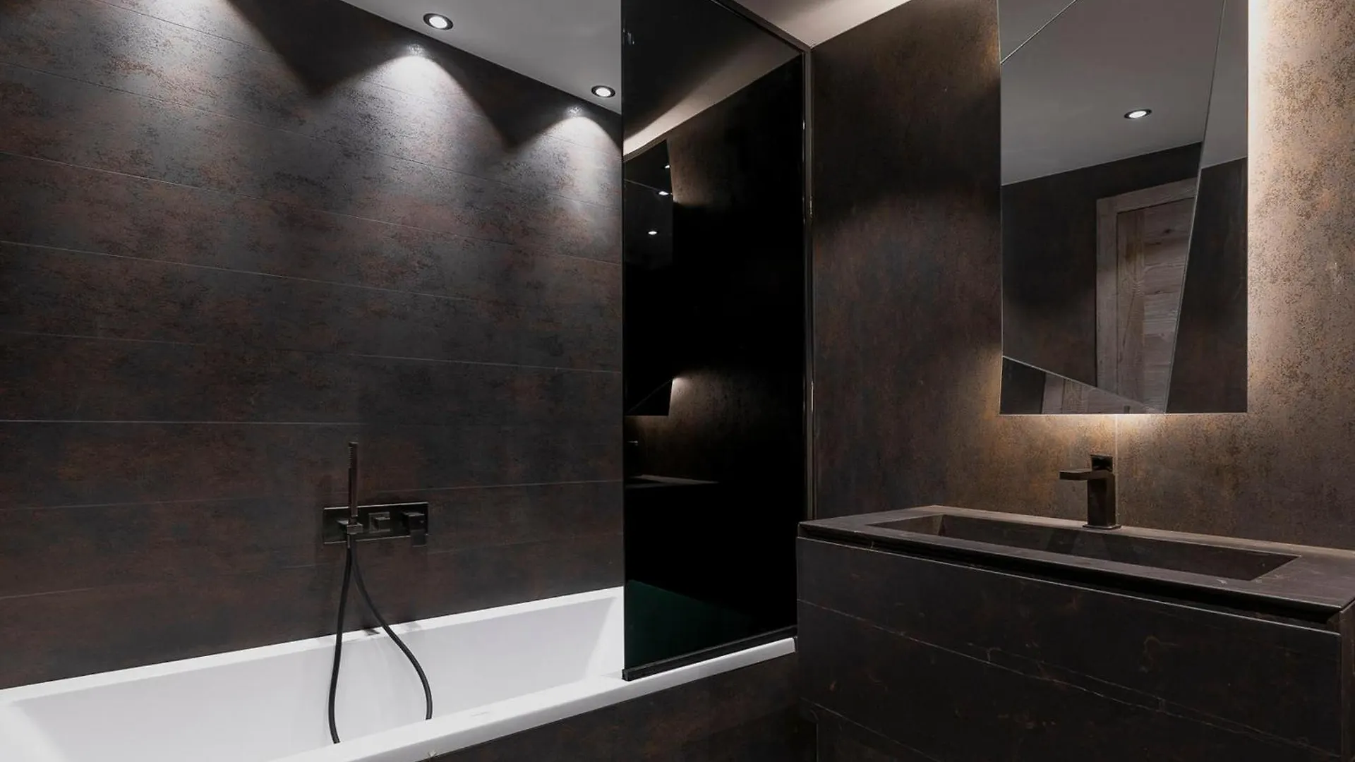 Luxueux Appartement 7 Pieces A Morzine Avec Spa, Piscine Et Acces Direct Aux Pistes - Fr-1-314-96 Avoriaz